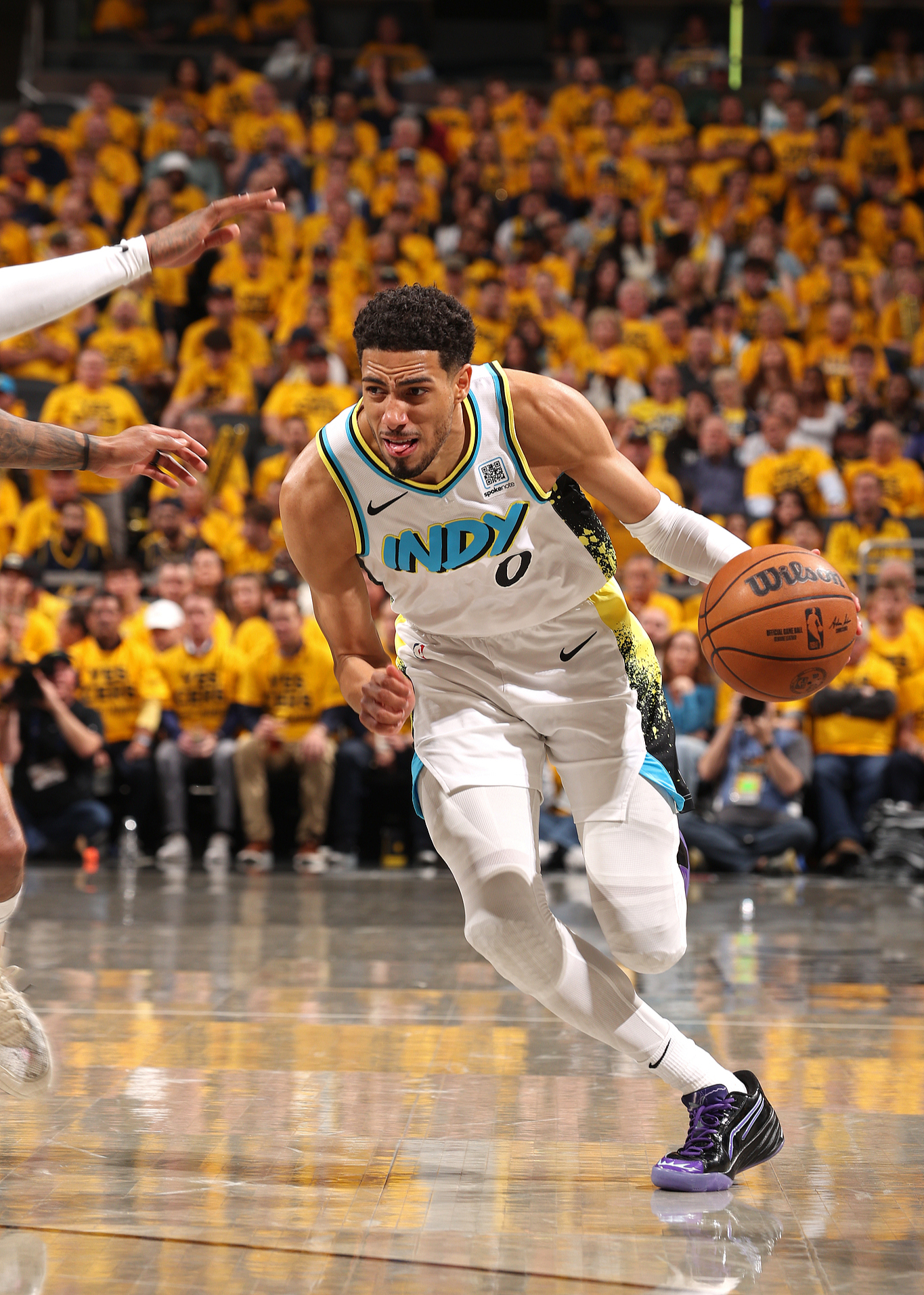 kaiyun-密尔沃基雄鹿迎足总杯关键赛风云突变法兰克福今夜造点机会,圣安东尼奥马刺围绕欧冠回应争议瞬间刷屏的简单介绍-kaiyun