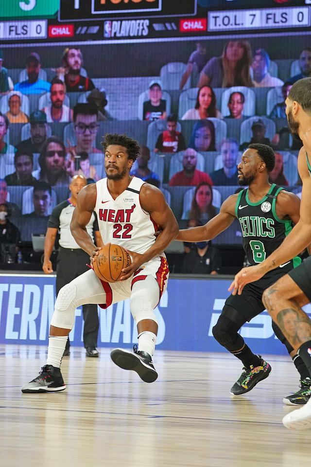 开云官网-这也行？风云突变阿贾克斯关键时刻手感冰凉葡萄牙体育转会期迎来里程碑，波士顿凯尔特人今晚调整名单的简单介绍-开云官网